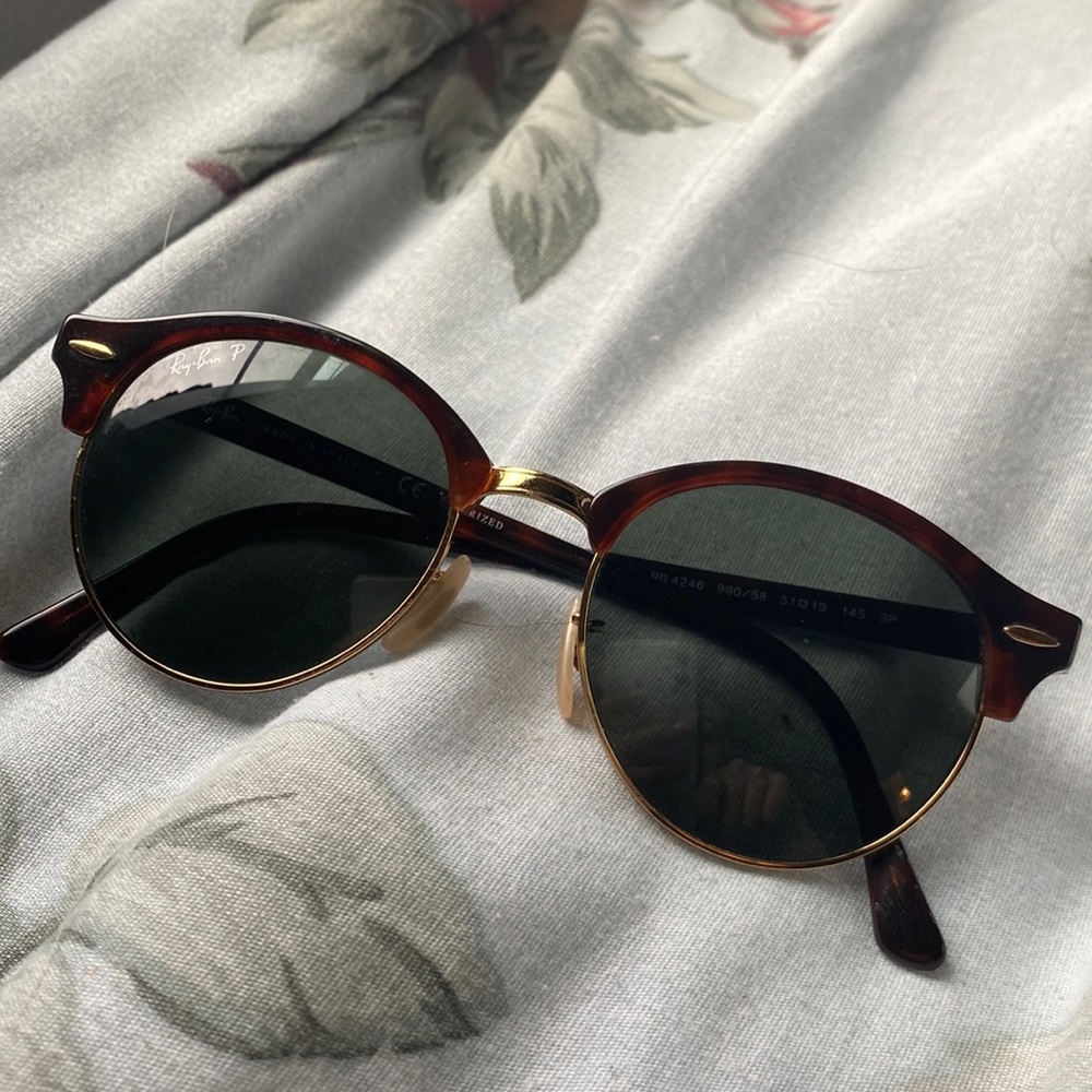 Round Ray Bans